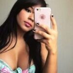 Novinha peituda Amanda Santos pelada rebolando