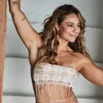 Paola Oliveira pelada em filme mostrou peitos e buceta peluda